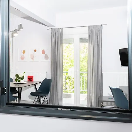 Beautiful Modern Apartment In Thessaloniki #2 سالونيك